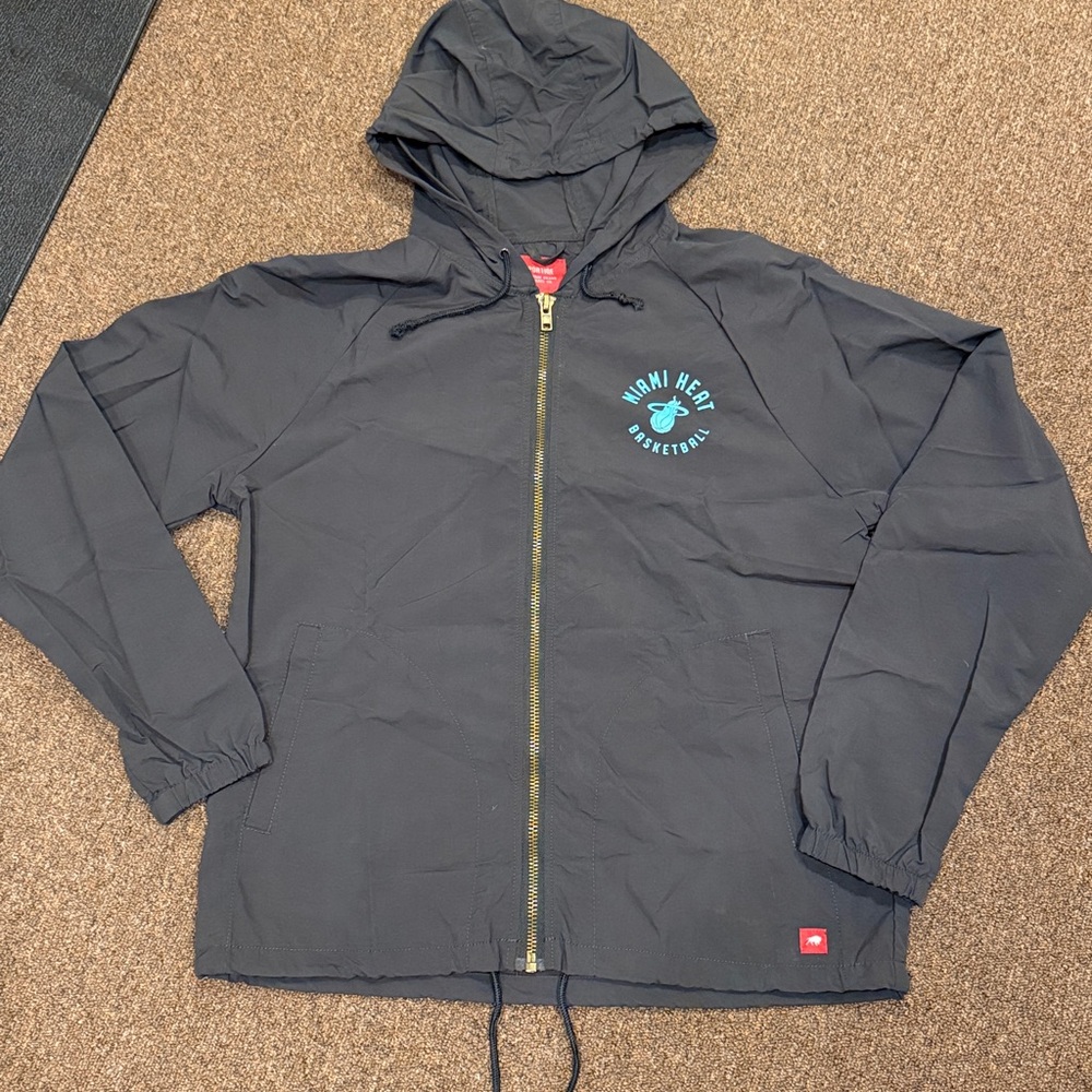 Sportiqe Miami Heat Hooded Windbreaker Jacket Medium